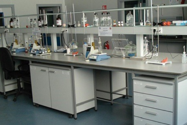 Các chất hút ẩm trong phòng thí nghiệm